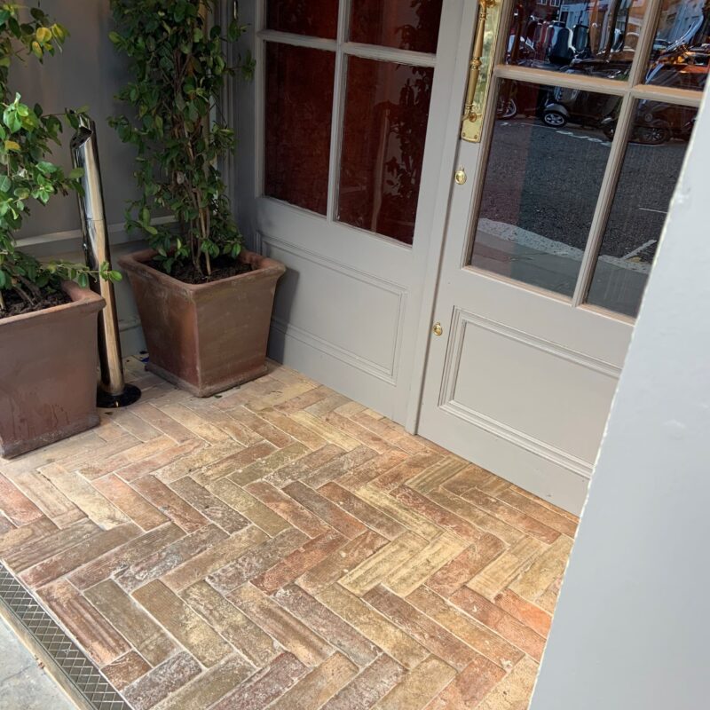 KY4 – Reclaimed Terracotta Tiles