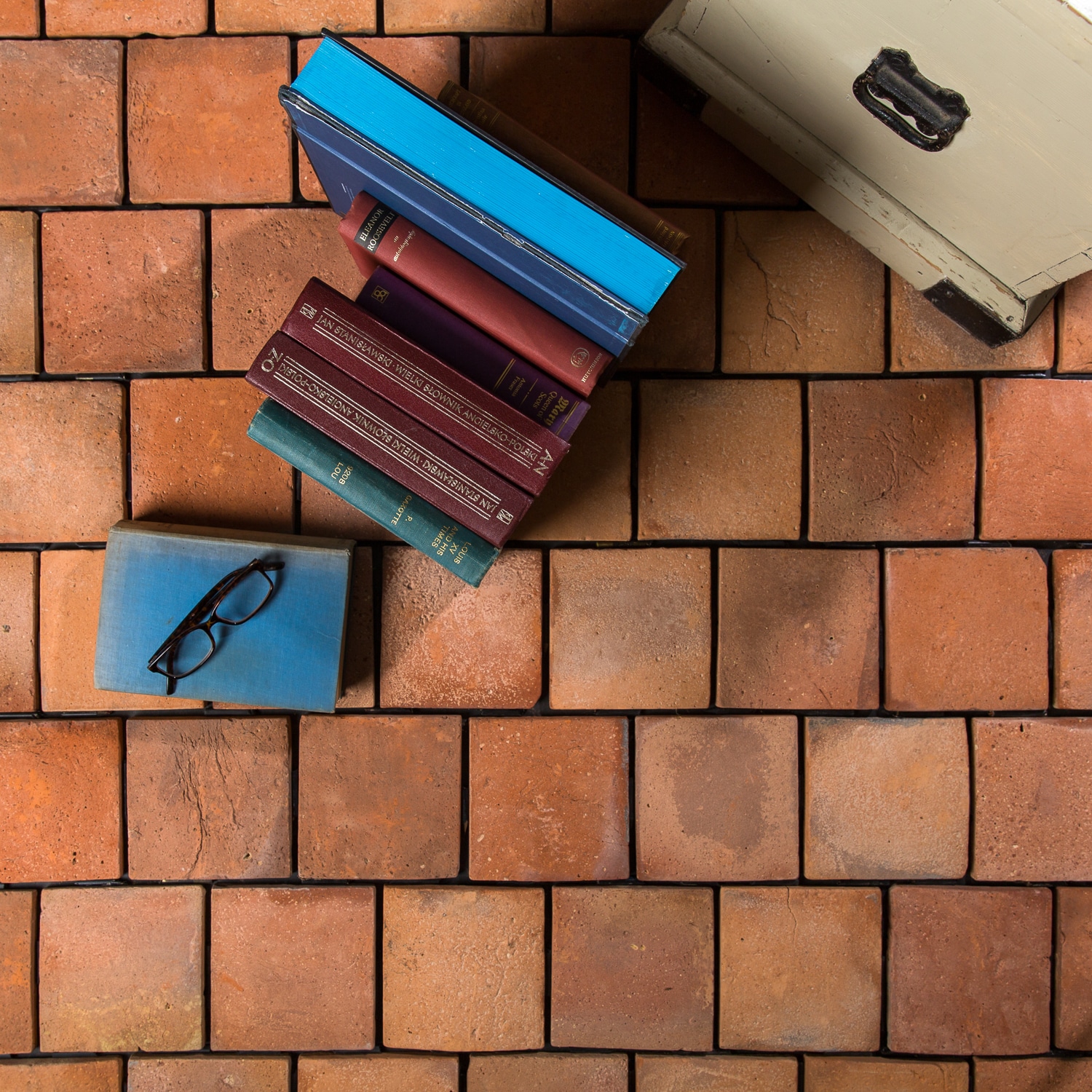 KR1. reclaimed terracotta tiles