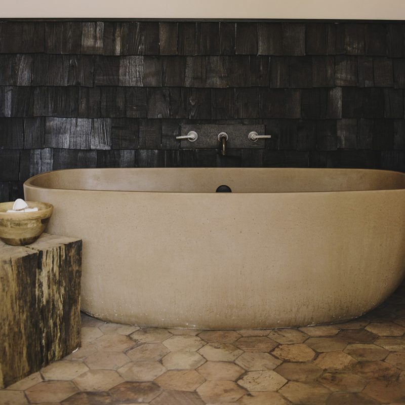 KR2 – Reclaimed Hex Terracotta Tiles