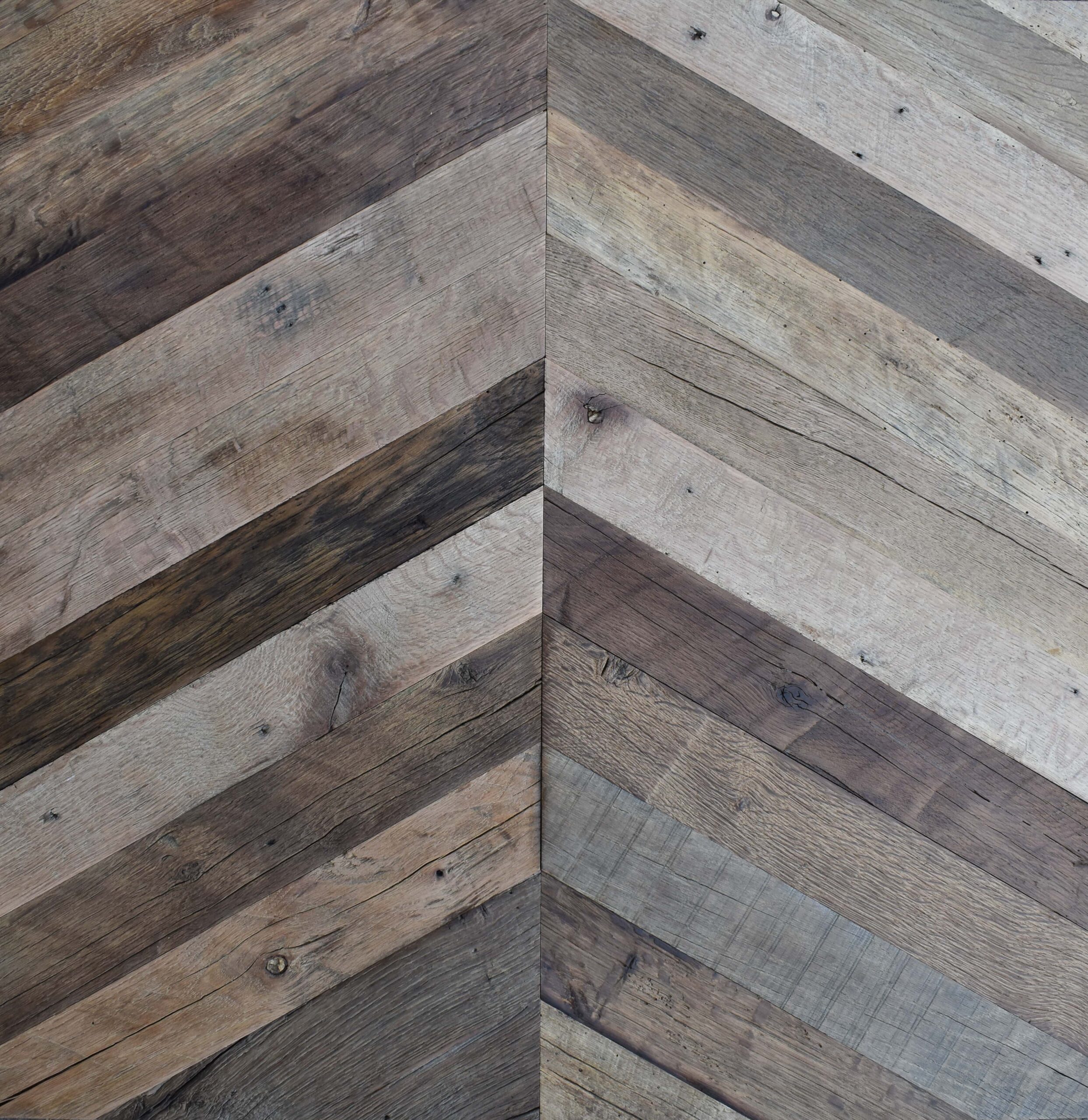 Chevron rustic oak parquet 1