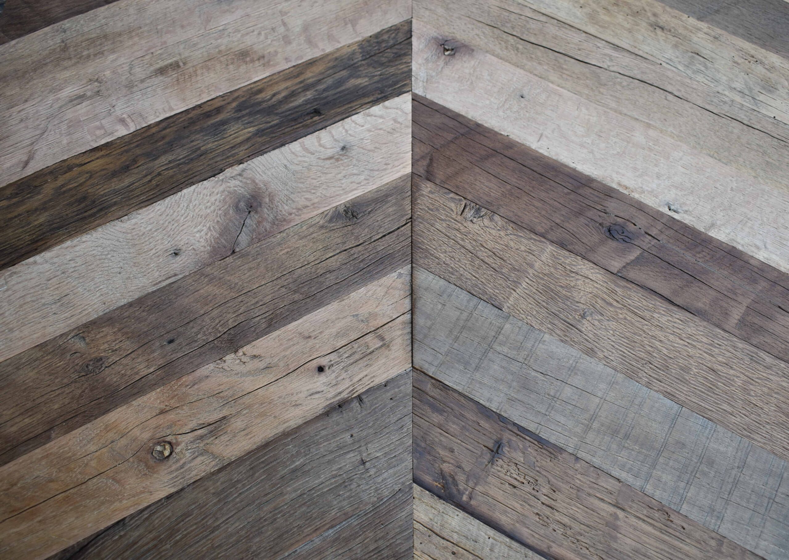 Chevron rustic oak parquet 3