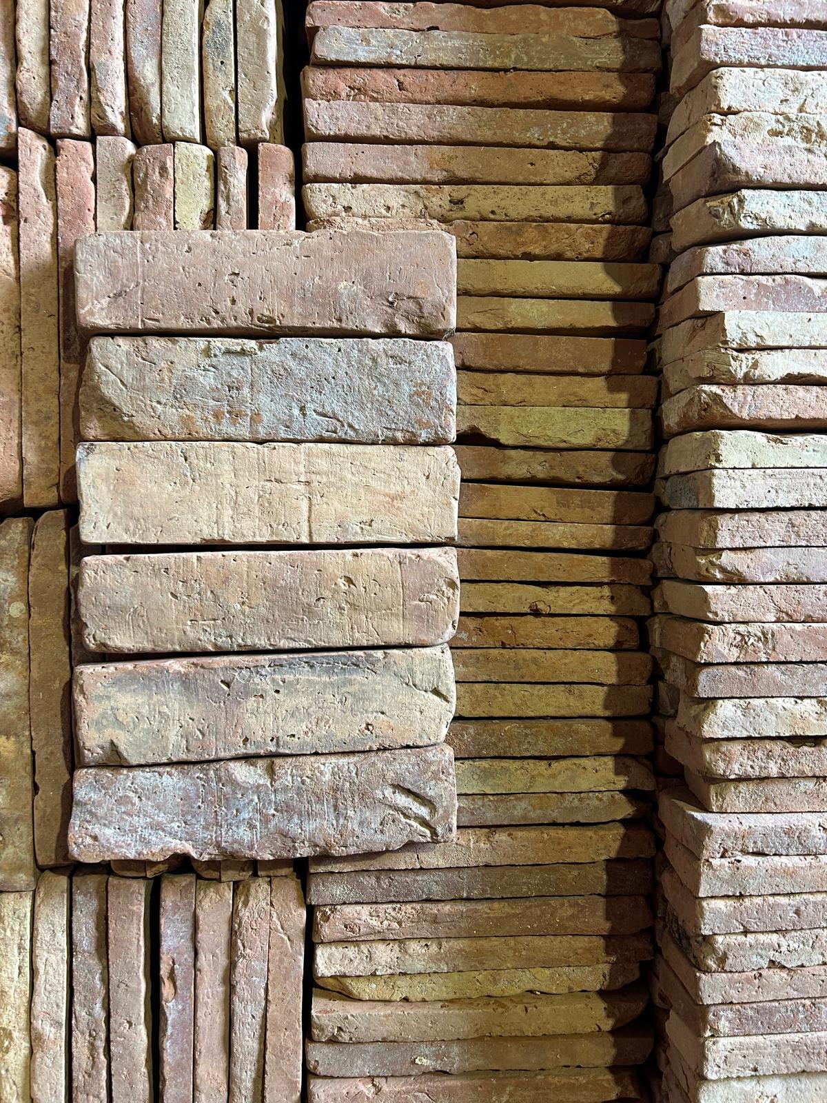 EOl red brick tile 2
